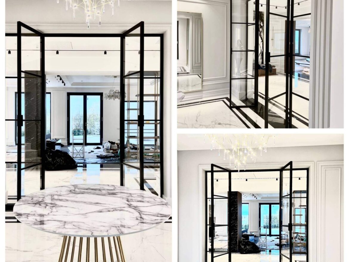 Partitie metalica cu uși batante