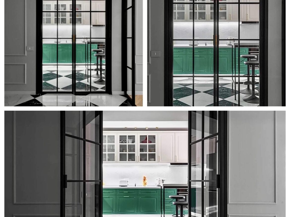 Partitie metalica uși batante